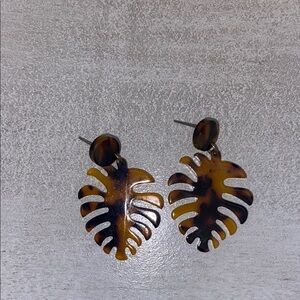 Tortoise Shell Leaf Earrings